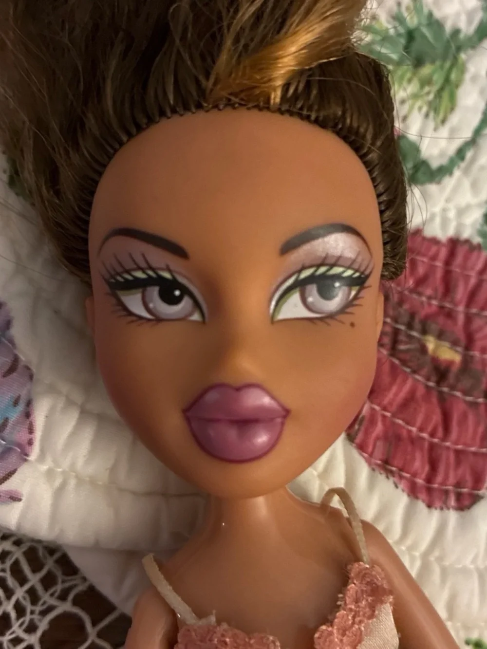 Original Y2K Bratz Brunette with high Fashion Doll with highlights
